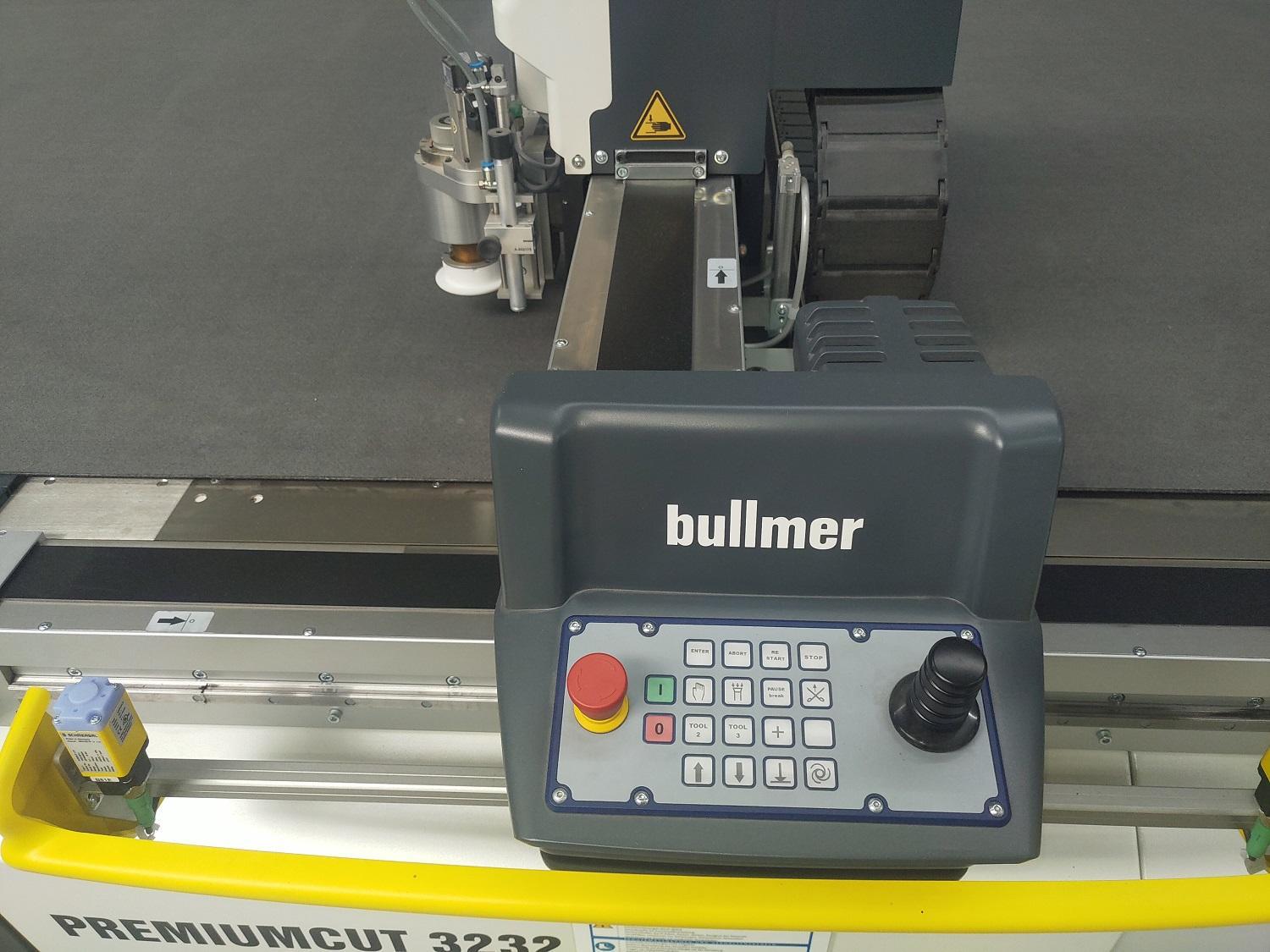 Bullmer rulo besleme ve serim bölümü