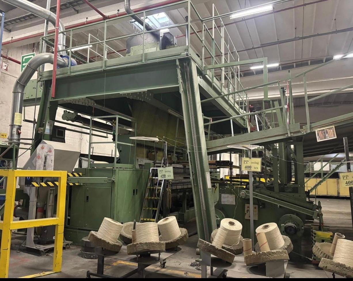 Weaving loom view