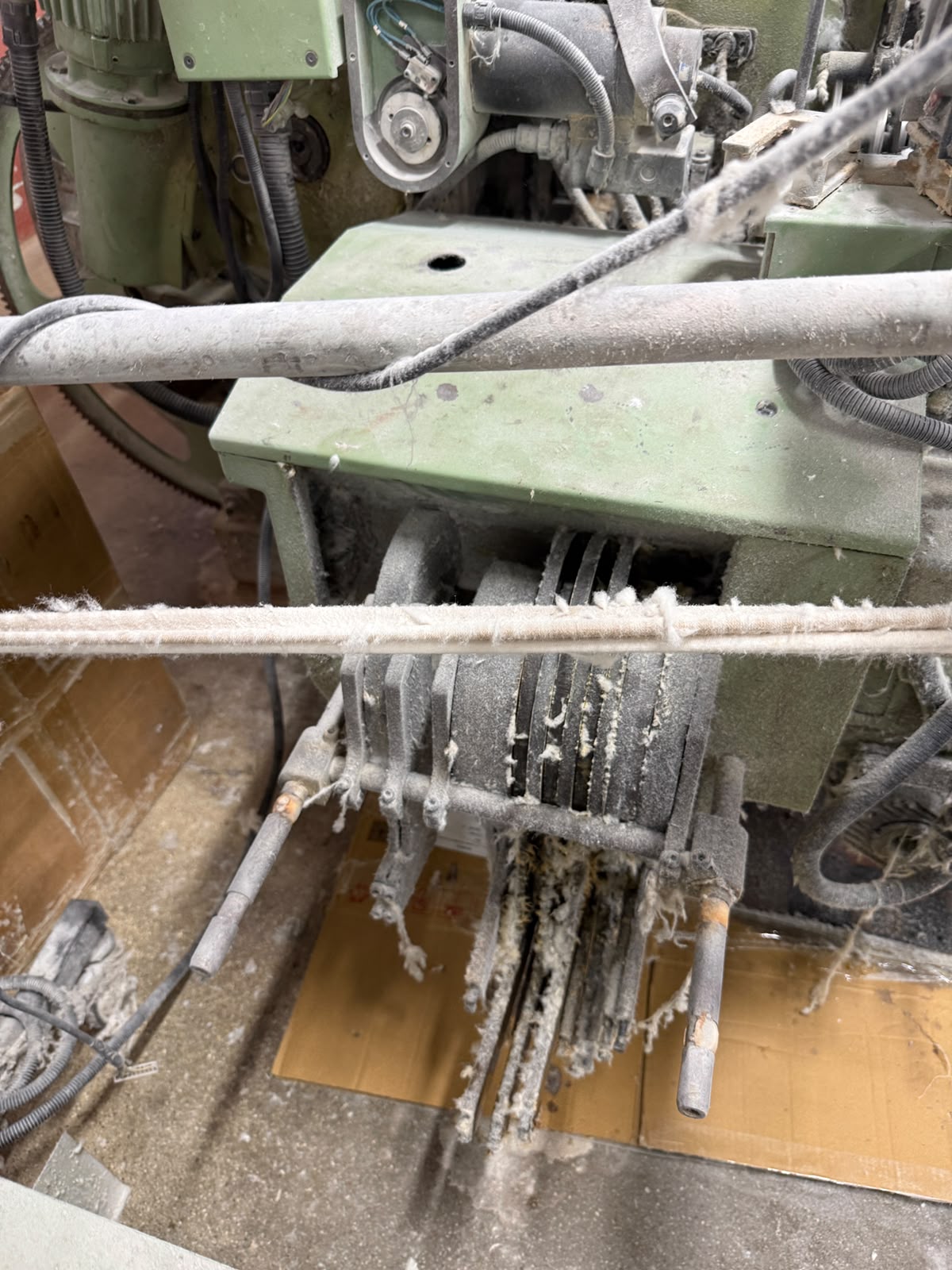 Sulzer Rüti projectile loom picking mechanism detail