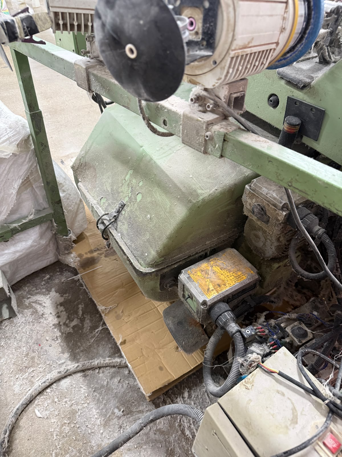 Sulzer Rüti projectile loom gearbox and dobby drive