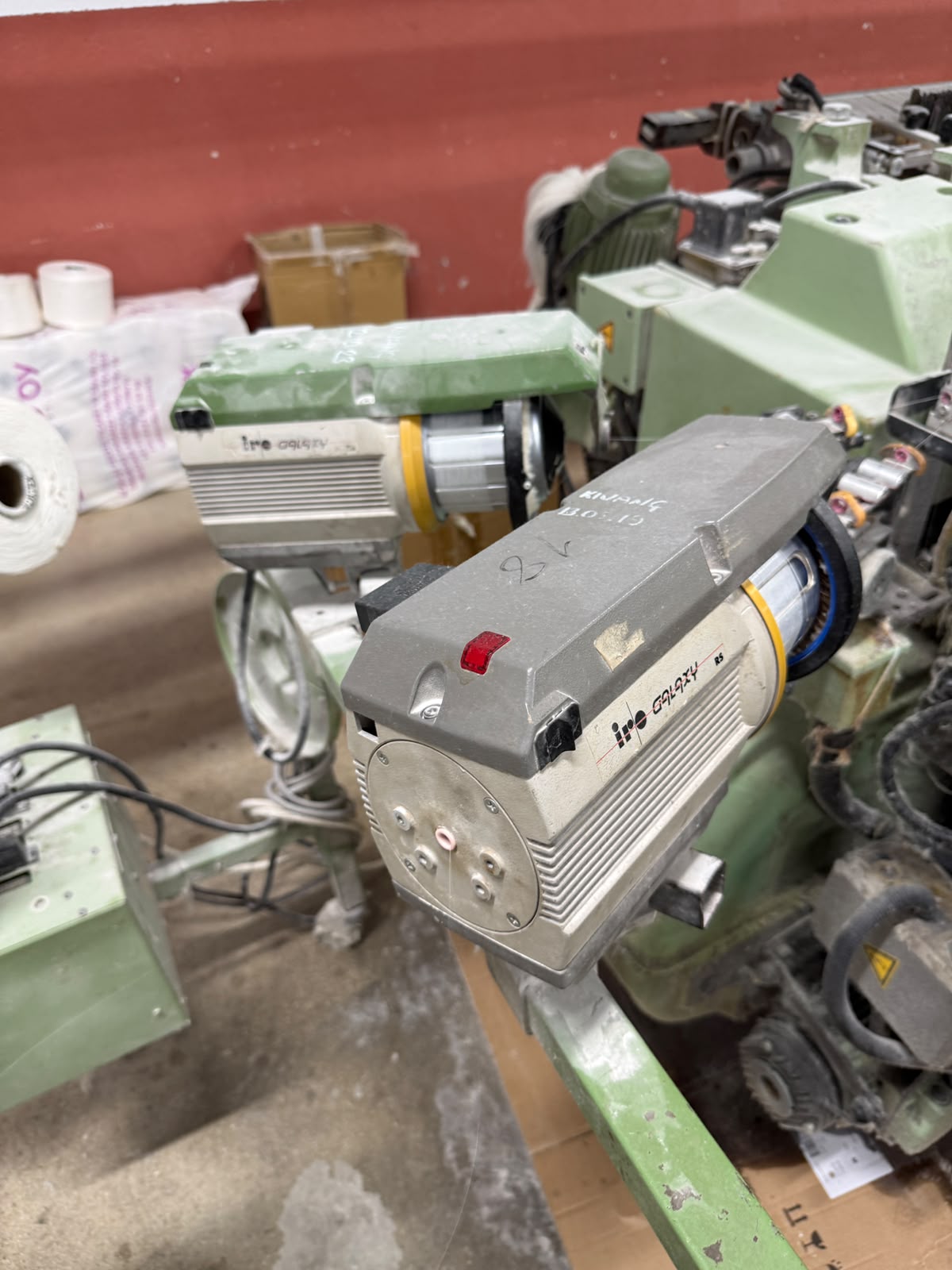 Sulzer Rüti projectile loom gear and drive detail