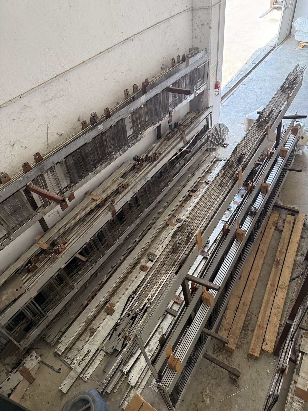 IRO Galaxy weft feeders on Sulzer Rüti projectile loom